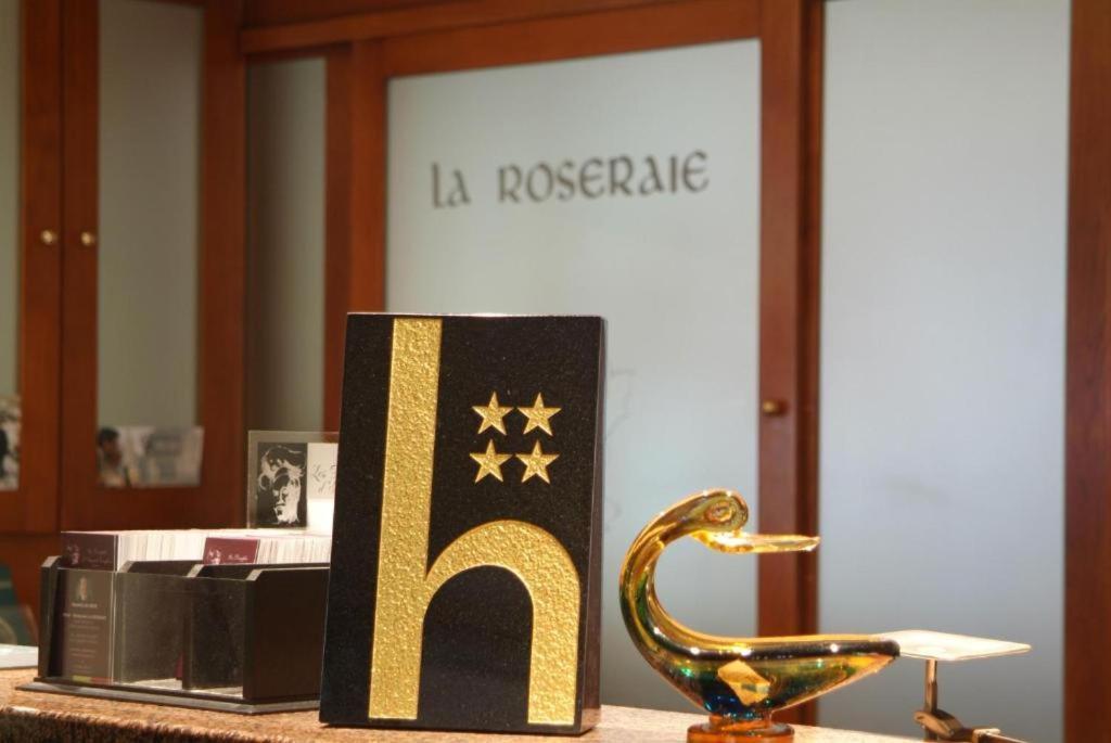 פלורנוויל Residence De La Roseraie מראה חיצוני תמונה